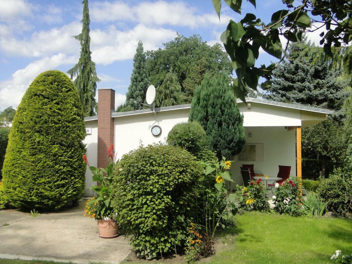Sommerhaus Im Gruenen Берлин Екстериор снимка
